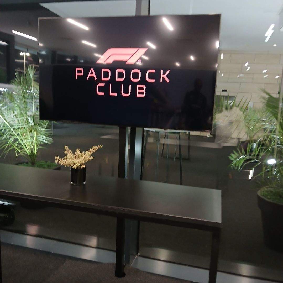 Paddock Club. Qatar Grand Prix 2004